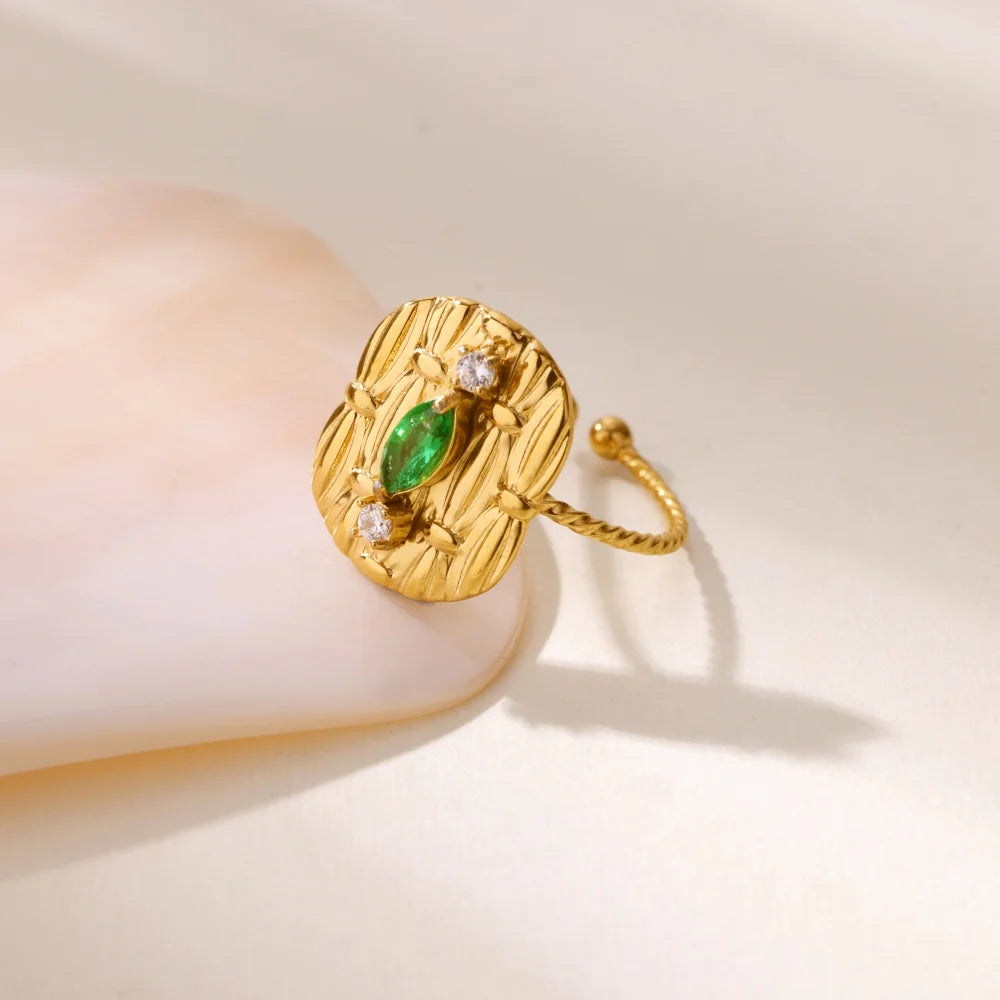 Gold Zircon Couple Ring