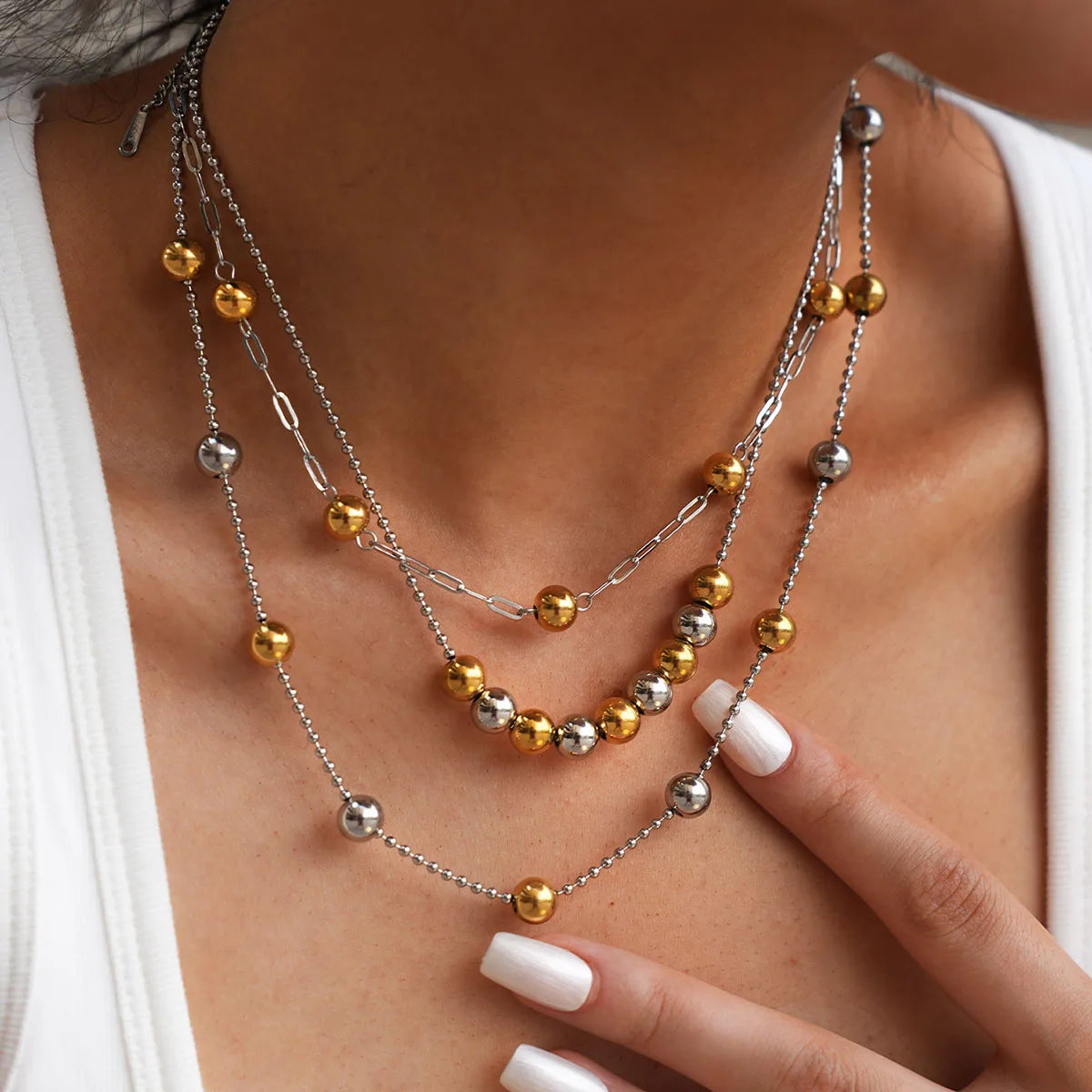 Gold Bead Clavicle Necklace