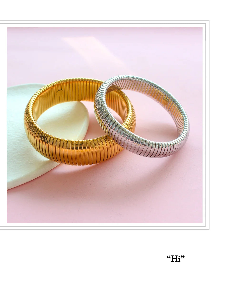 Chunky Gold Spiral Bangle