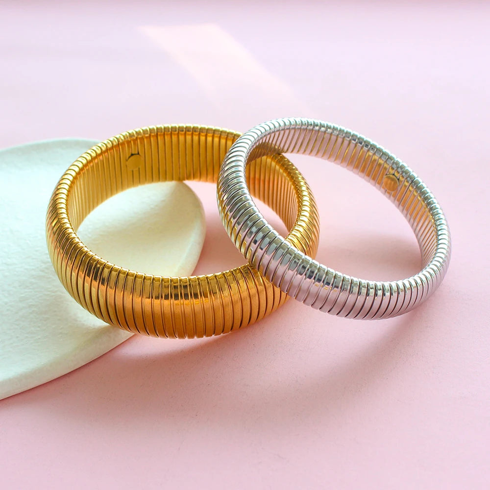 Chunky Gold Spiral Bangle